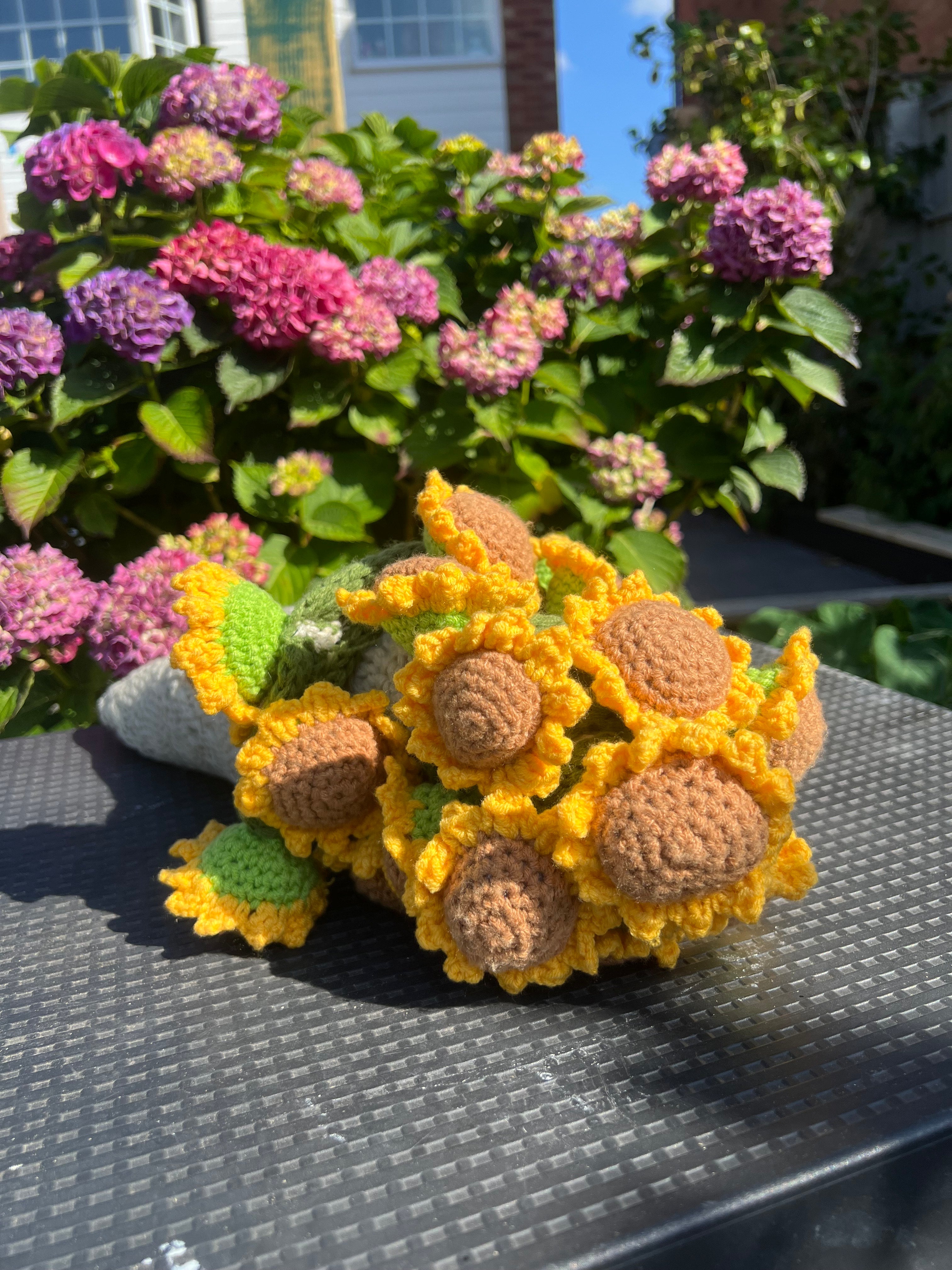 Crochet Sunflower Bouquet Blanket